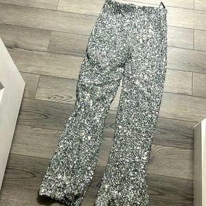 F21 wide leg sequin pant size L. NWT
